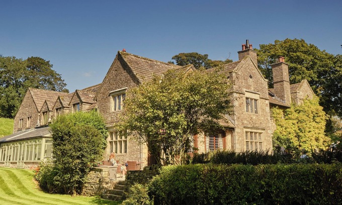 Hawes House | Stone House Hotel