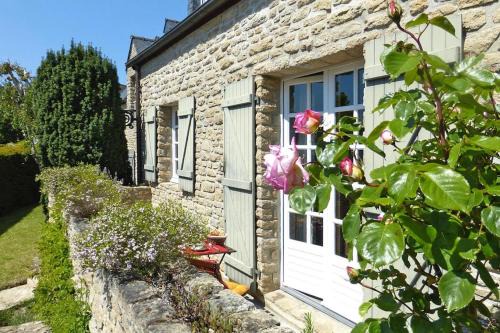 Le Rosais-La Flourie House | Stone House in St Malo near Sandy Beach