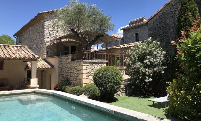 Fons-sur-Lussan House | Stone house + private pool -