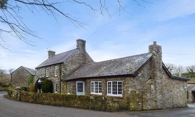 Nolton Cottage | STONE LODGE, pet friendly, country holiday cottage in Nolton Haven