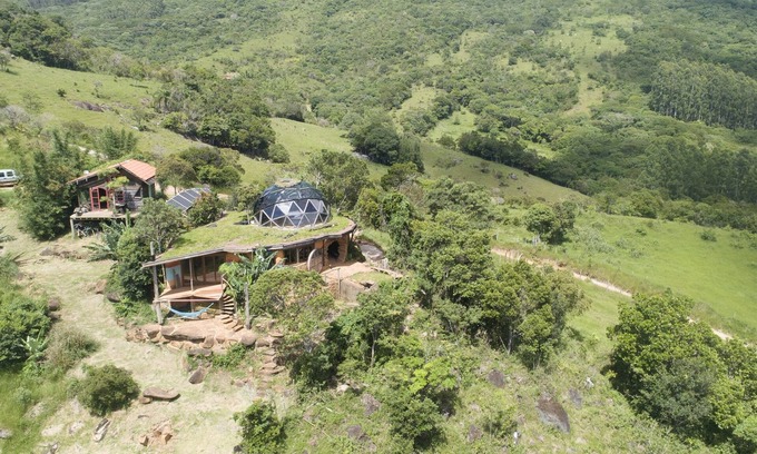 Morrinhos Cottage | Stone Owl unique in the world!