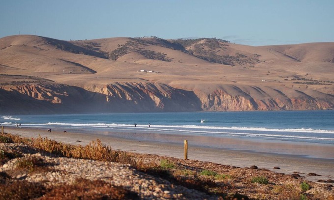 Silver Sands House | Stone's Throw 4-2 at Silver Sands