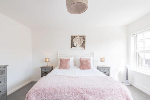 Deal House | Stone's Throw