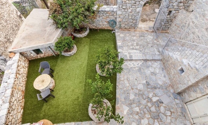 East Mani Other | Stone tower east mani 3 people accommodation in quiet area of east mani Enjoy it