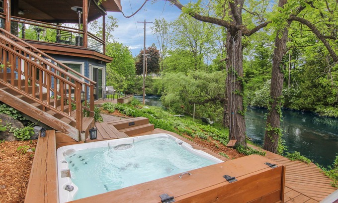 Bellaire House | Stone Waters Inn