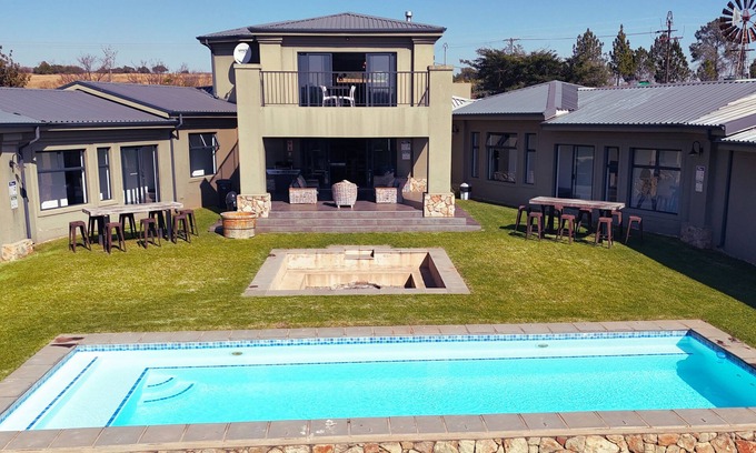 Muldersdrift House | Stones Throw Manor
