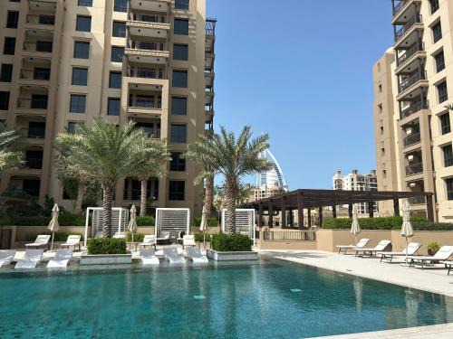 Umm Suqeim 3 Apartment | StoneTree - Luxury 1BR - Best Location for Tourist