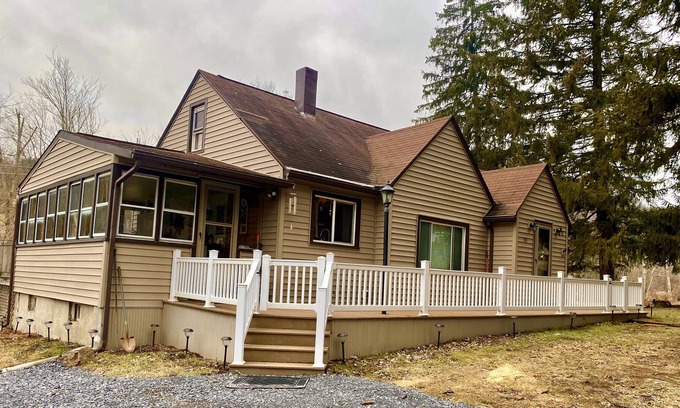 Port Matilda Cottage | Stoney Bottom Cottage