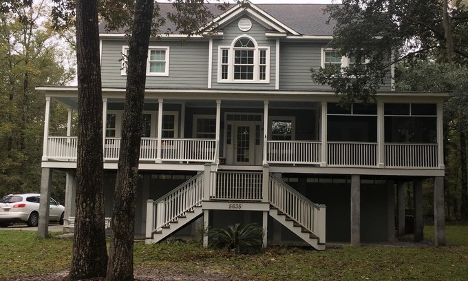 Hollywood House | Stono River House, Relax and Enjoy