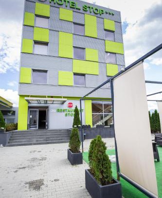 Sinpetru Hotel | Stop Hotel