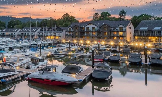 Bowness-on-Windermere House | Storrs Gate House