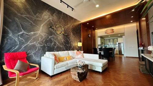 Seri Tanjung Pinang Apartment | Straits Quay Highest & Wonderful Seaview Suite