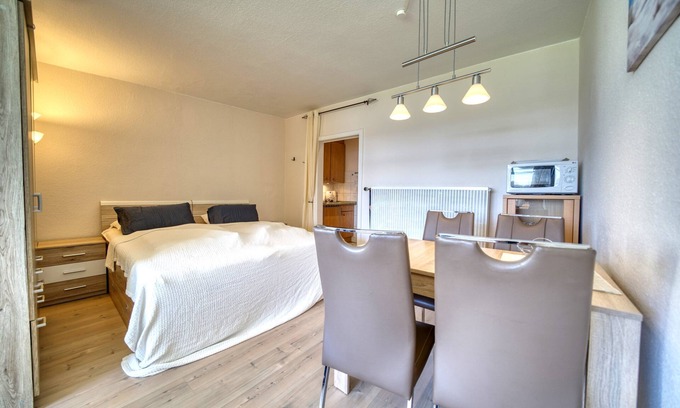 Heiligenhafen Apartment | Strandhotel, App. 1sh109