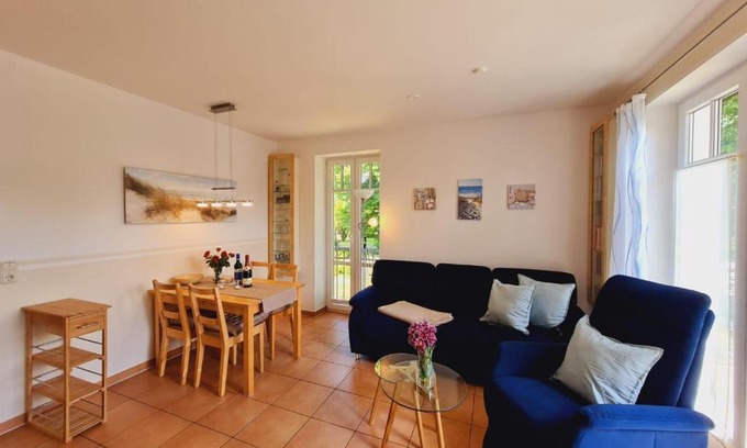 Alt Gaarz Apartment | Strandläufer Villa Rosita mit Garten