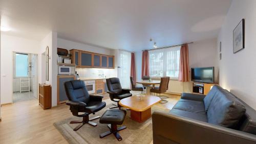 Binz Apartment | strandnahe FeWo mit Schwimmbad im Haus, a cappella 63, Binz