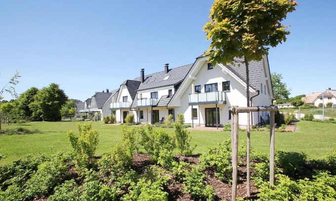 Lobbe Apartment | strandnahe FeWo mit Terrasse, gratis Nutzung vom AHOI Erlebnisbad und Sauna in Sellin - Rex Rugia FeWo 29-1