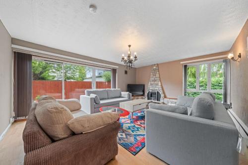 Barnton House | Strathalmond 4 Bedroom House - Edinburgh