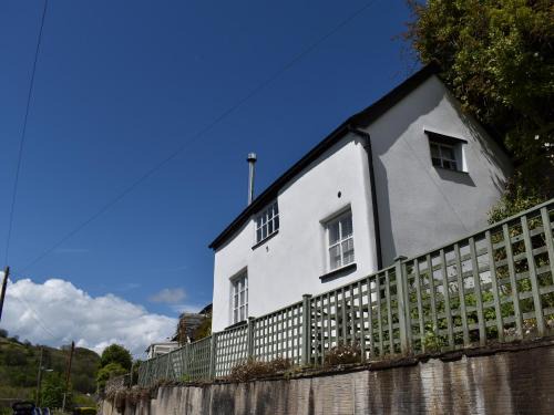 Combe Martin House | Strawberry Cottage