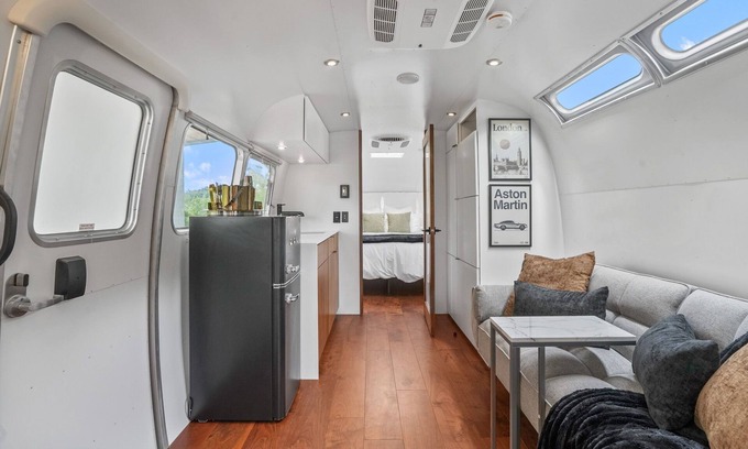 Rockbridge House | Streams and Dreams at Laurel Run Luxury Airstream Glamping The Royale Unit 3