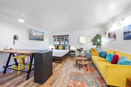 Tahoe City House | Striking Queen Deluxe Studio w/Kitchenette #114 at Donner Lake Village