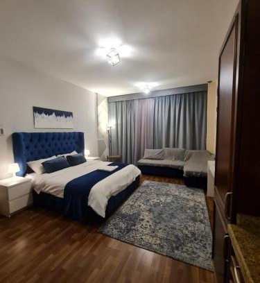 Bay La Sun Apartment | studio marina