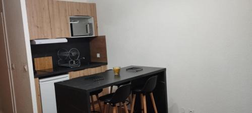 Saint-Jean-dʼAulps Apartment | Studio à 300M des pistes