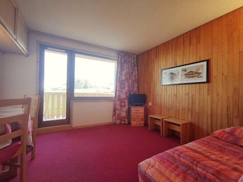 Plagne Villages Apartment | Studio à Plagne Villages, accès pistes, balcon - FR-1-181-2636