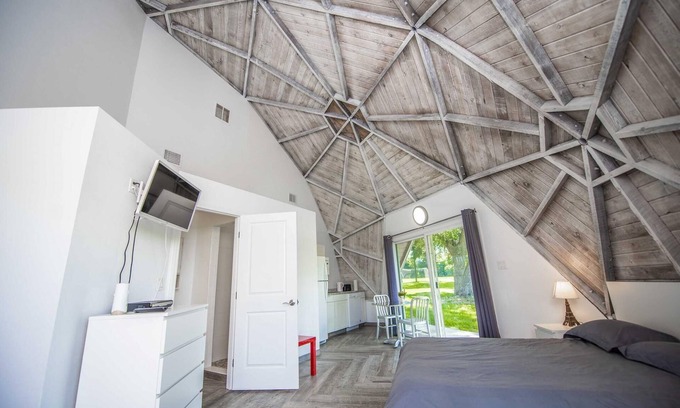 Clermont Apartment | Studio 01 - Lake Sumner