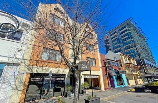 Adelaide Central Business District Apartment | Studio 312 city ex hotel ensuite room with parking