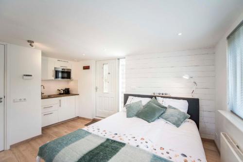 Municipality of Zandvoort Apartment | Studio 4 u with private parking
