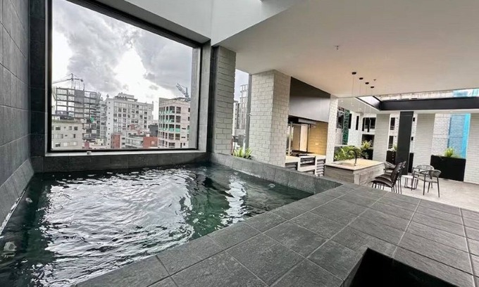 Financial District Apartment | Studio 407 Torre Pontina: Luxury, views and comfort.