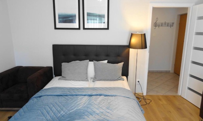 Nowa Praga Apartment | Studio 5 min do Centrum Koneser, blisko dworzec Wschodni by VisitWarsaw