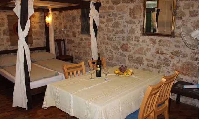 Susica Apartment | Studio 50 m from the beach