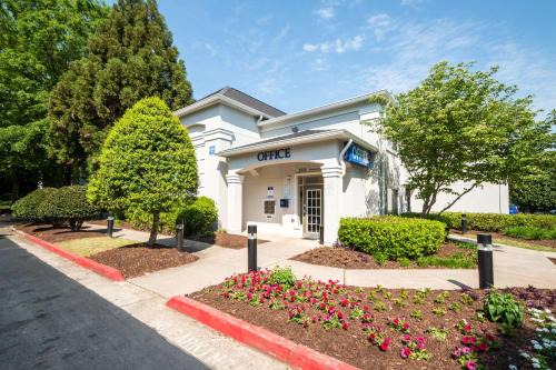 Gwinnett Place Hotel | Studio 6-Duluth, GA - Atlanta - Gwinnett Place