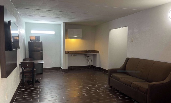 Stockbridge Hotel | Studio 6 Stockbridge, GA – Hwy 138 W