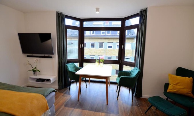 Siegburg Apartment | Studio 7 City Lage mit Garage nähe Köln Bonn