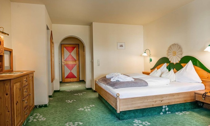 Dienten am Hochkoenig House | Studio, 7 nights - Wellnesshotel Mitterwirt
