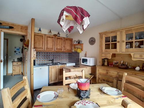 Saint-Jean-dʼAulps Apartment | STUDIO ACCES PISCINE-SAINT JEAN D'AULPS STATION-4 PERSONNES DAILLES S22