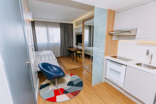 Batel Apartment | Studio Aconchegante no Batel Cama King WiFi e Estac