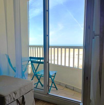 Saint-Jean-de-Monts Apartment | Studio alcôve, vue mer, 4 personnes, Saint Jean de Monts