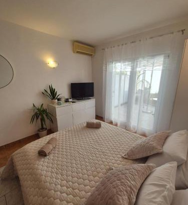 Necujam Apartment | Studio Apartman Bubi