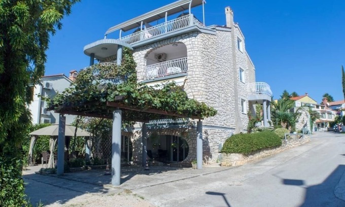 Borik Apartment | Studio apartment in Rovinj with Terrace, Air condition, WIFI, Washing machine (4686-5)