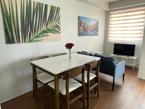 Rosario Apartment | Studio Apartment with Balcony at East Residences Ortigas