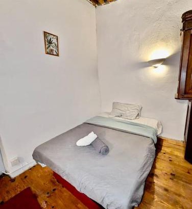 Secteur 2 Apartment | Studio Atypique en Hyper Centre - Calme avec Wifi
