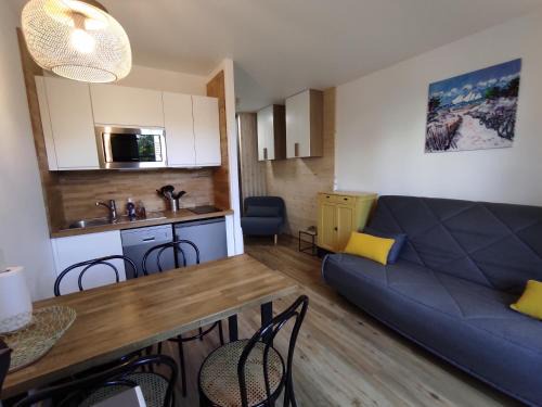 La Couarde-sur-Mer Apartment | Studio avec terrasse et parking 200m plage et commerces