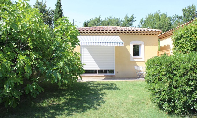Fuveau Apartment | Studio avec terrasse et jardin privatif