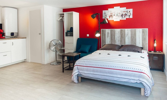 Le Perreux-sur-Marne Apartment | Studio BISTROT near PARIS and DISNEYLAND - FREE WIFI