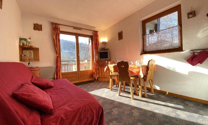 Praz-sur-Arly Apartment | Studio cabine à Praz Sur Arly - Balcon, proche pistes et centre - 4 pers, parking, casier ski - FR-1-603-31