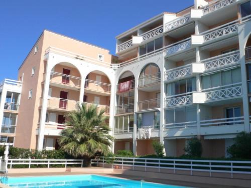 Sete Apartment | Studio cabine à Sète avec piscine, terrasse, parking privé, à 1km de la plage - FR-1-338-504