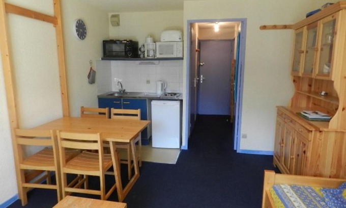 Le Pleynet Apartment | Studio cabine cosy avec balcon, pieds des pistes, 4 couchages, parking gratuit - FR-1-557A-16